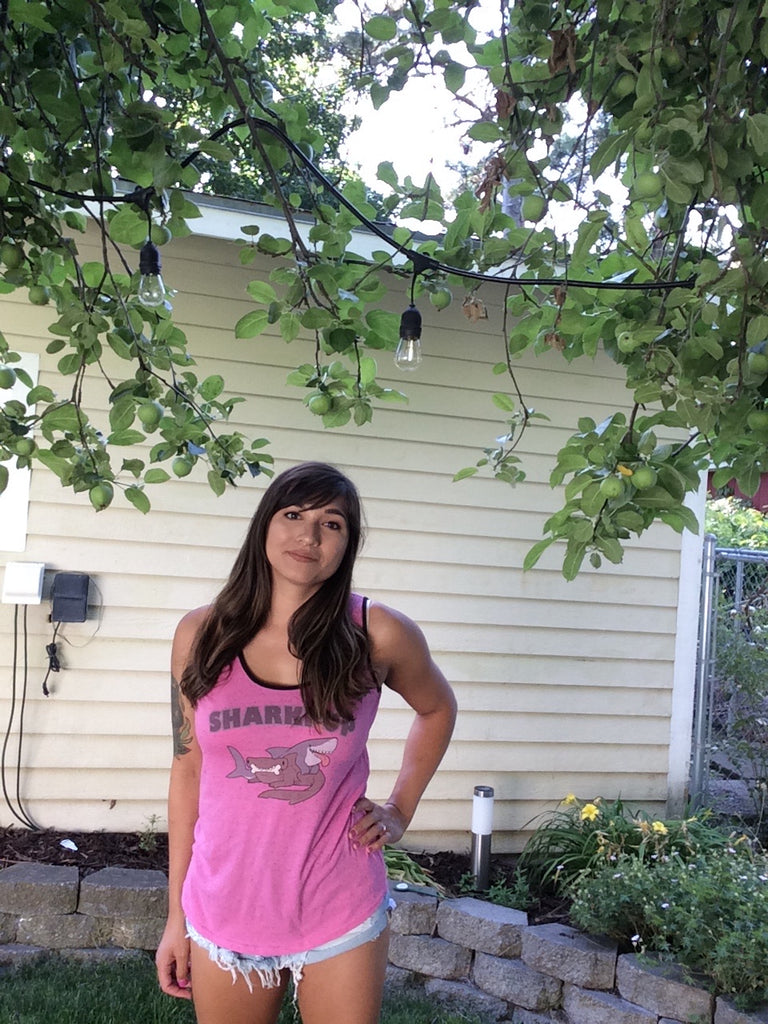 Nekoama- Shark Pups ringer tank
