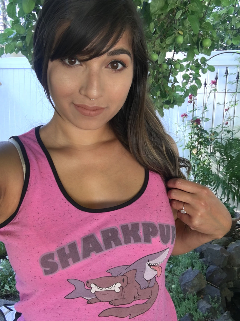 Nekoama- Shark Pups ringer tank