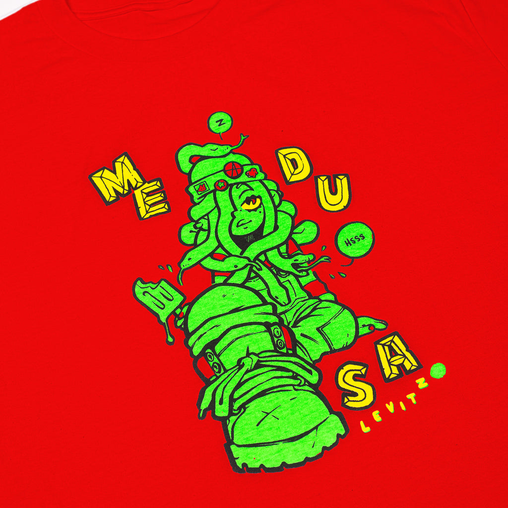 Levitzo: Medusa Printed Unisex Tee Red